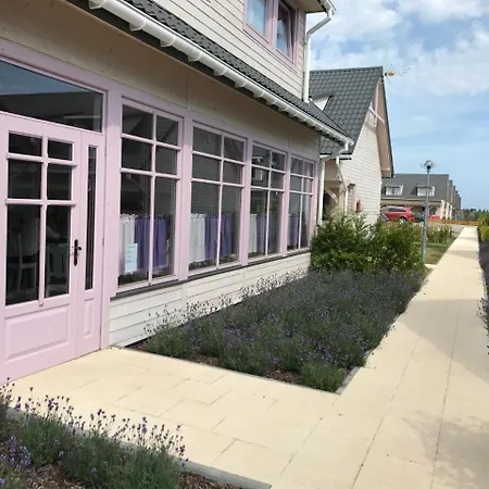 Lawendowa Wyspa Klub Nadmorski * Острово